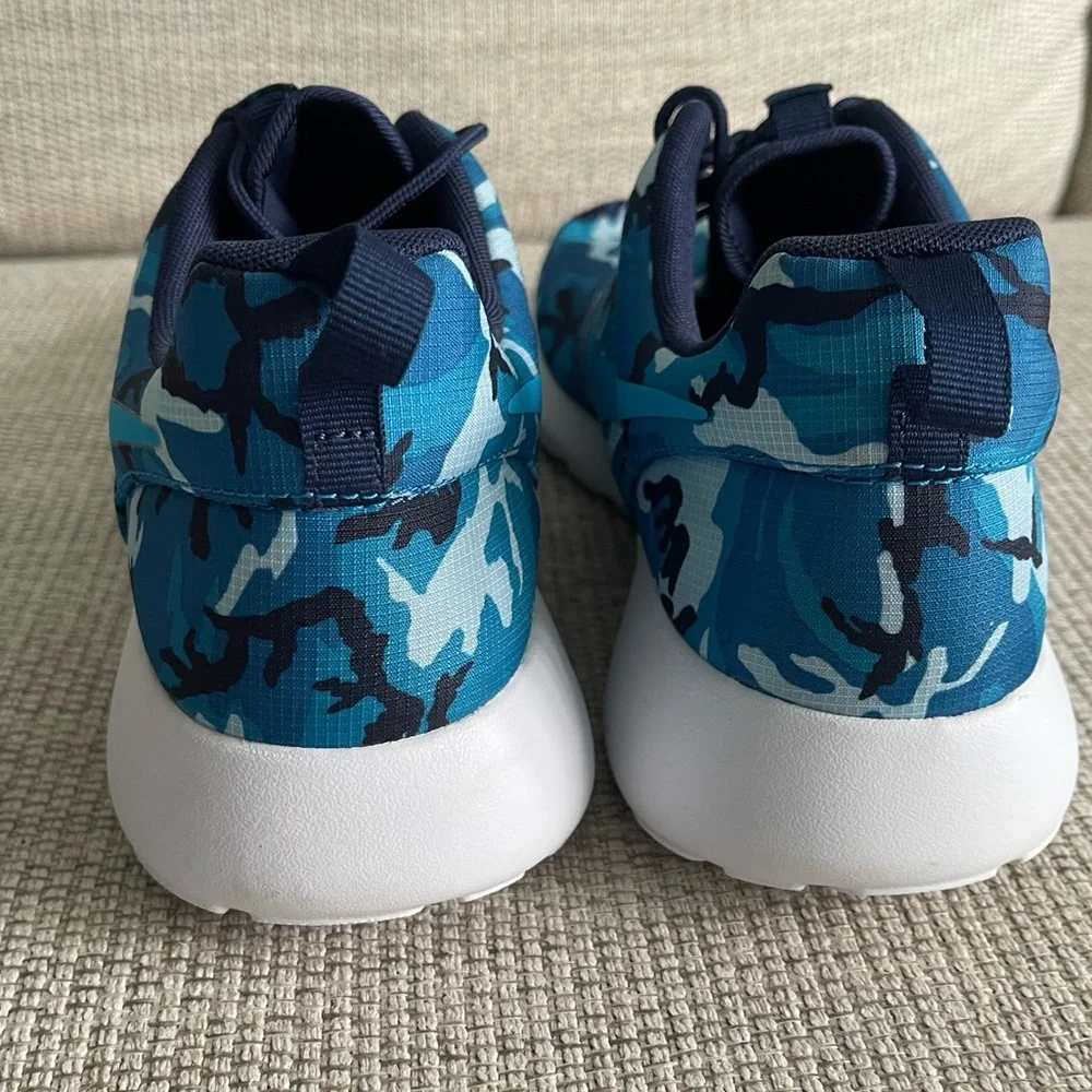 Nike Rosherun Print Dark Electric Blue